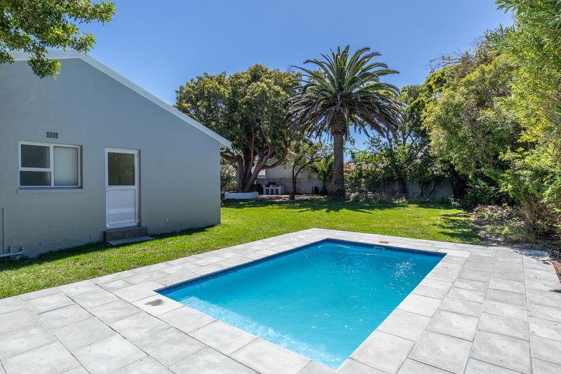 4 Bedroom Property for Sale in Tokai Western Cape